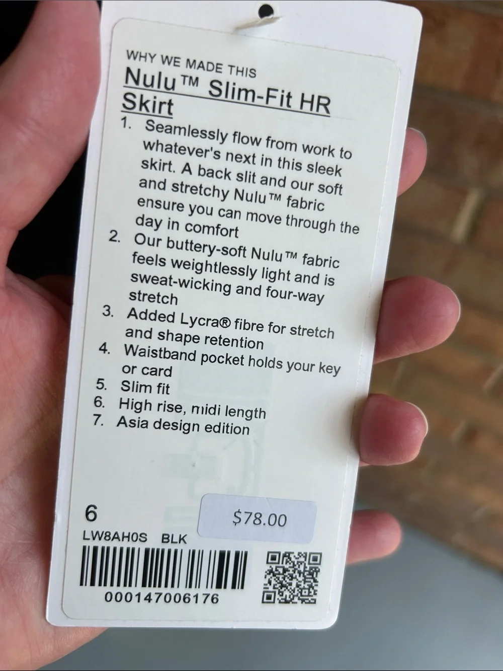 lululemon athletica form fitting